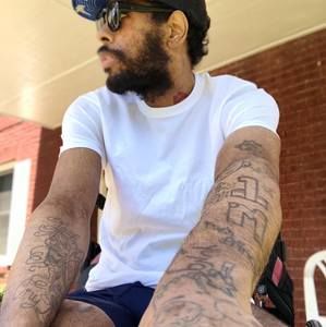 Meet your Posher, Johnnie